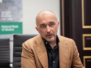 Голова НБУ про стабільність гривні у 2025-му: Не чекайте від нас, що курс полетить у космос