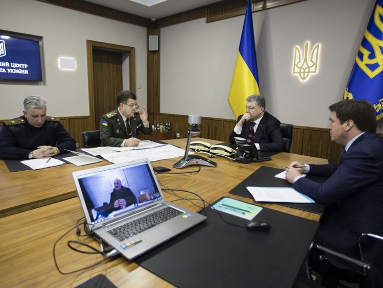 Порошенко заявил, что полная ответственность за обострение в Авдеевке лежит на России и боевиках, которых она поддерживает