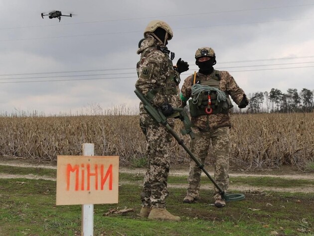 Шмигаль розповів, скільки території розмінували, і назвав 