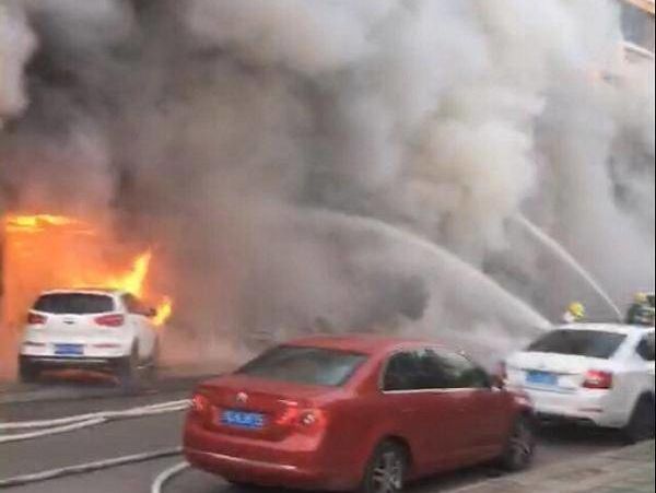 В Китае жертвами пожара в массажном салоне стали 18 человек