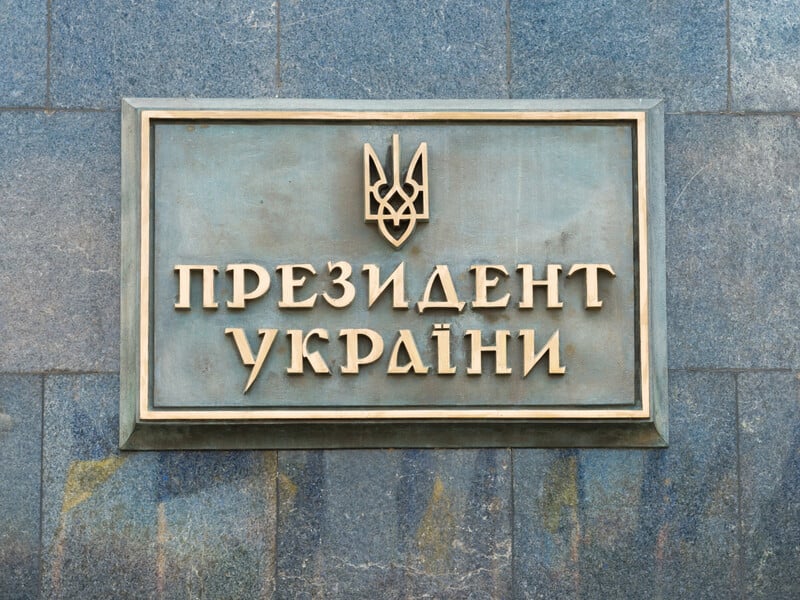 "Крыма больше нет". Советник Зеленского отреагировал на заявление советника Трампа о мире