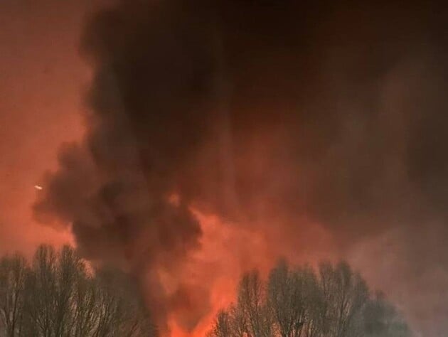 Генштаб ЗСУ підтвердив український удар по російських складах із боєприпасами у Брянській області