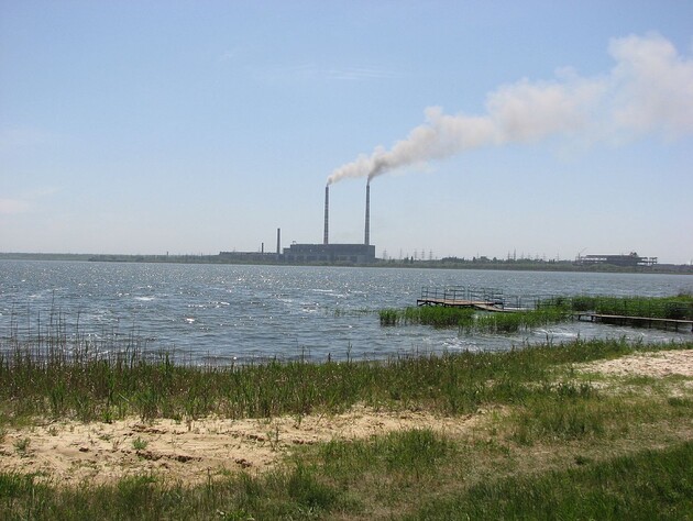 Россияне повредили дамбу Кураховского водохранилища. Вода подступает к селам