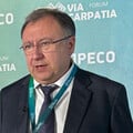 Переговори з Путіним неможливі – кожен, хто бачив клумби із синьо-жовтими прапорцями на київському Майдані, це розуміє