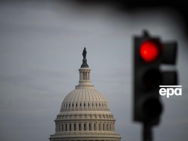 У США почали відкладати вироки за штурм Капітолія прибічниками Трампа