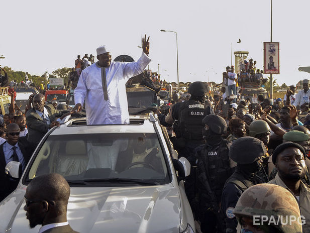 Президент Гамбии сократил гражданам страны количество выходных