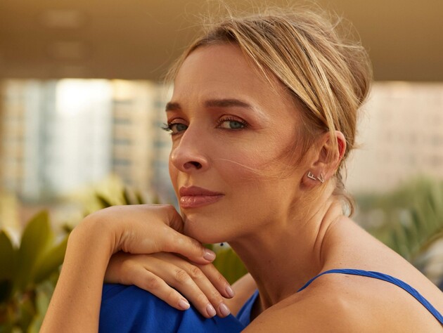 Василіса Фролова повідомила, що вийшла заміж за батька свого сина