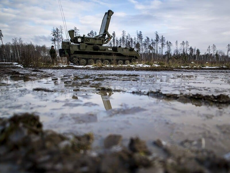 Українські розвідники спалили дорогу РЛС росіян "Зоопарк" 