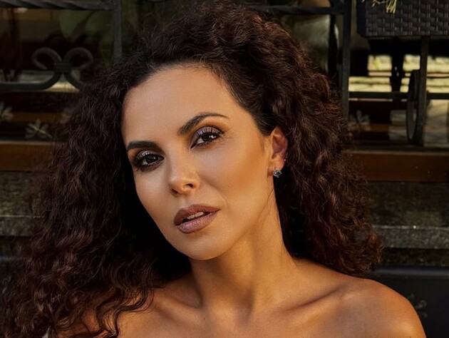 Каменских показала, как выглядит за мгновение до выхода на сцену