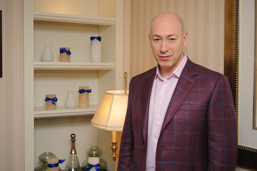 Повалення Асада, зустріч Зеленського і Трампа, закінчення війни цього року. Стрим Голованова з Гордоном. Трансляція