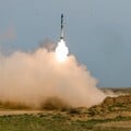 Розвідка Британії підтвердила ураження російського ЗРК С-400 у Криму й показала фото