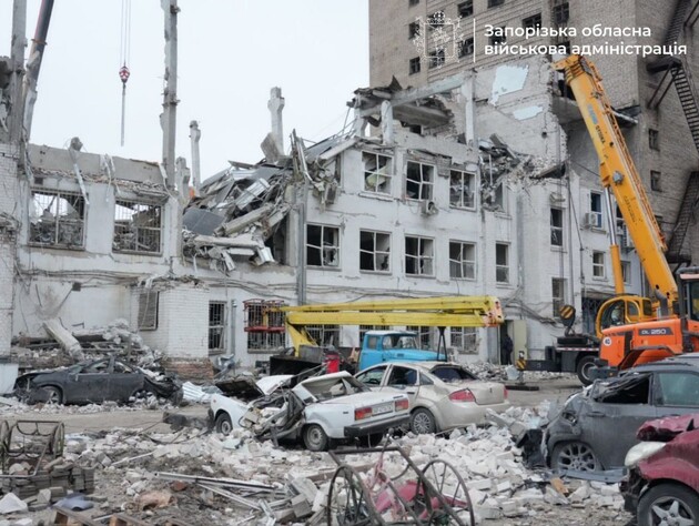 Кількість загиблих унаслідок удару РФ по Запоріжжю знову зросла
