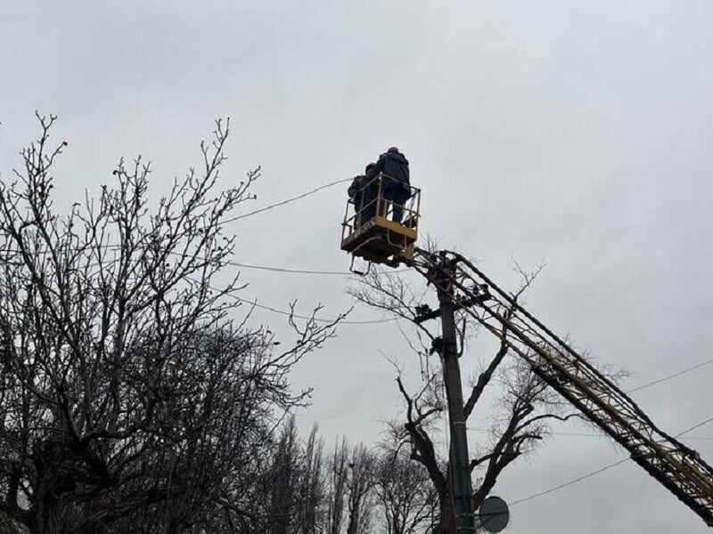 Энергетики ДТЭК вернули после непогоды электричество для более чем 48 тыс. семей в Одесской области