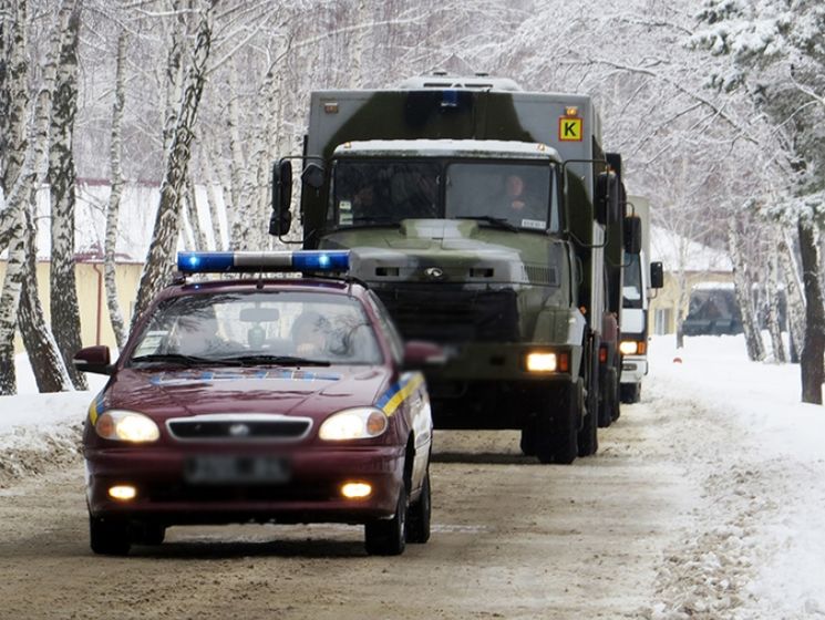 В Олевск из-за обострения ситуации с незаконной добычей янтаря отправили бойцов Нацгвардии