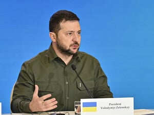 Зеленський: Росіяни намагаються приховати втрати північнокорейців, єдина причина їх загибелі – божевілля Путіна