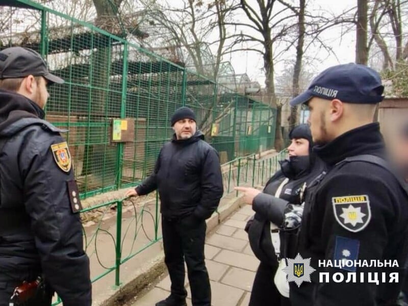 В зоопарке Одессы леопард напал на сотрудника, мужчина получил тяжелые травмы