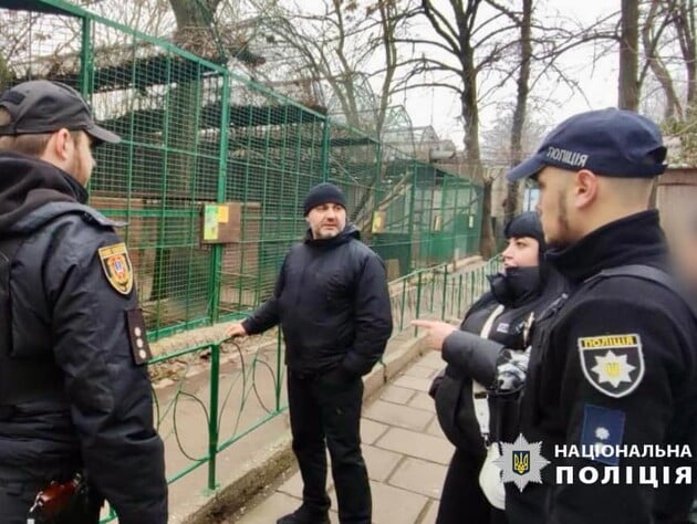 В зоопарке Одессы леопард напал на сотрудника, мужчина получил тяжелые травмы