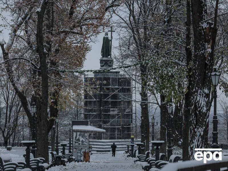 Синоптики прогнозують у понеділок дощ, сніг і туман