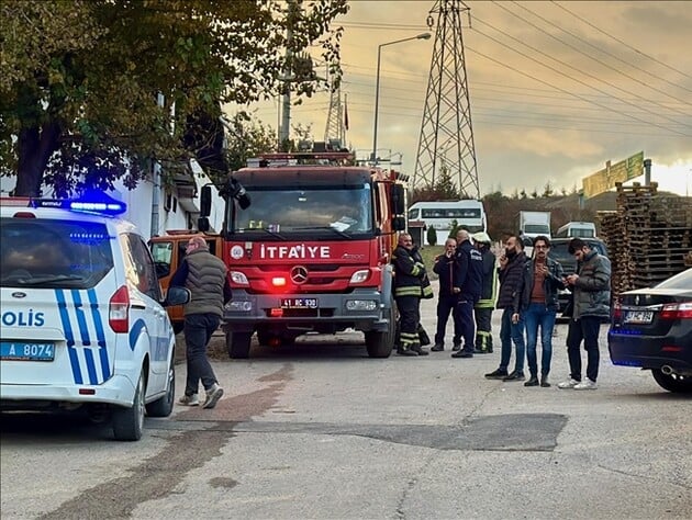 У Туреччині стався вибух на військовому заводі. Щонайменше 12 людей загинуло