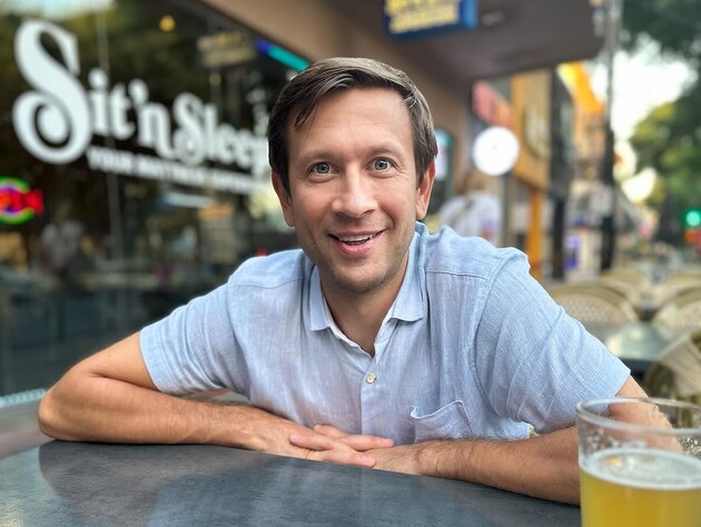 Дмитрий Ступка показал свежее фото со своей девушкой