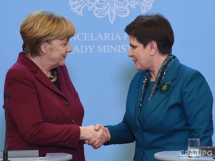 Меркель и премьер-министр Польши выступили за сохранение санкций против России – СМИ