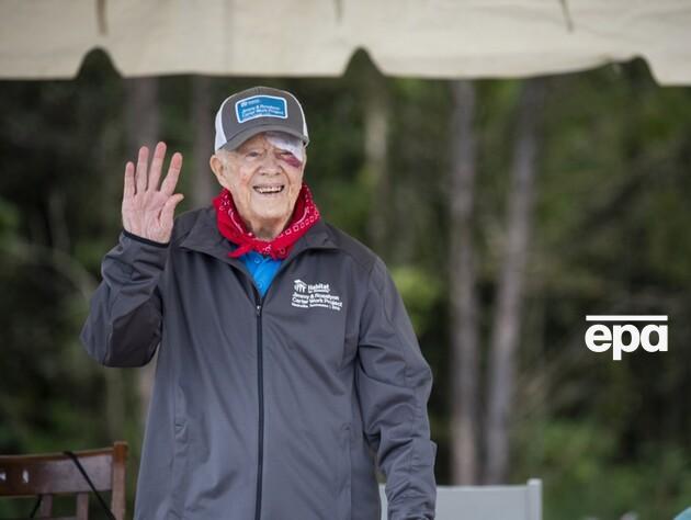 В возрасте 100 лет скончался экс-президент США Картер