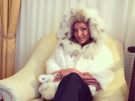 Волочкова поделилась снимком со своим отцом