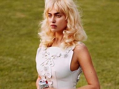 Беременная Шейк стала блондинкой