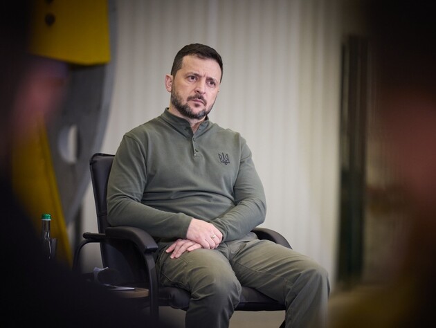 Зеленский о Путине: Глухой, с голой задницей, перед вами – мамонт