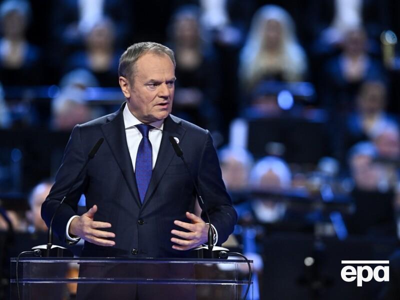 Туск: Приняты первые решения об эксгумации жертв Волынской трагедии