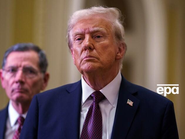 Трамп готовит более 100 указов, которые начнет подписывать сразу после инаугурации – АР