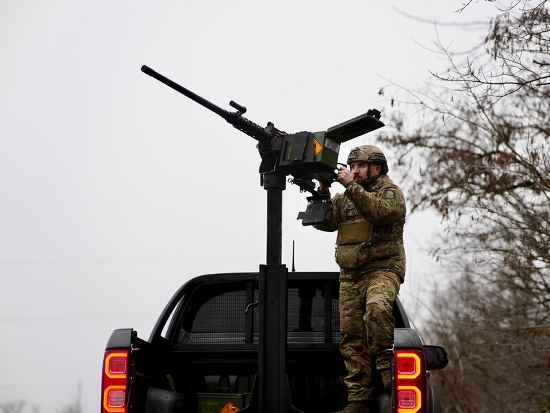 ЗСУ збили за ніч більше ніж половину російських дронів. Повідомляють про руйнування у семи областях