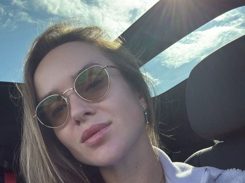 Свитолина показала, как кормит борщом мужа-француза