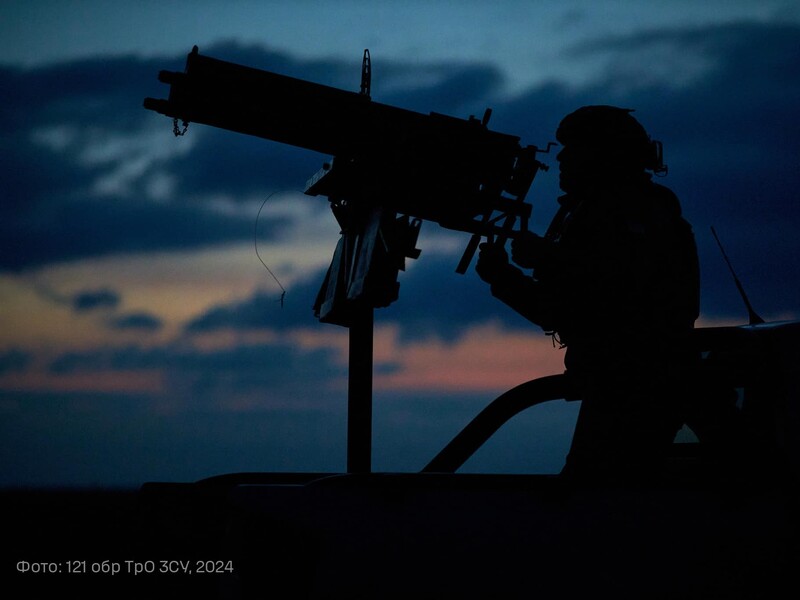 РФ атаковала Украину почти сотней дронов, из-за падения сбитых БПЛА повреждены дома – Воздушные силы ВСУ