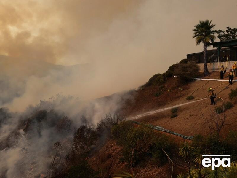 В результате сильнейших пожаров в Калифорнии погибли 16 человек