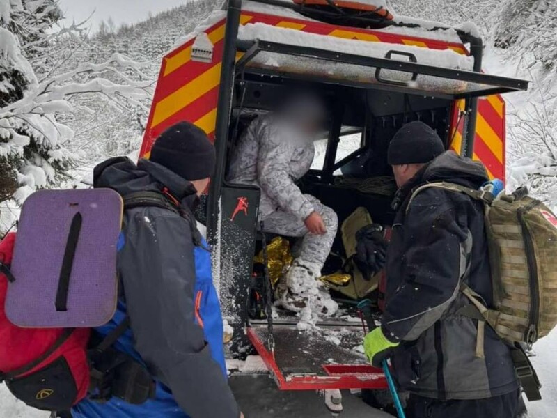 Трое мужчин неделю бродили по заснеженным Карпатам – ГПСУ