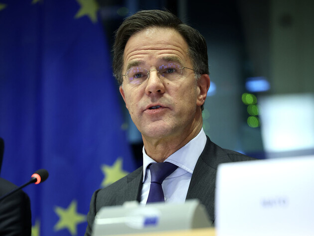 Генсек НАТО призвал ЕС выделить больше денег на оборону, иначе придется идти на курсы русского языка