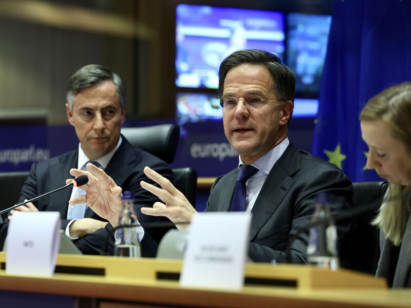 Украина должна стать членом НАТО – это то, что мы обещали – генсек Альянса