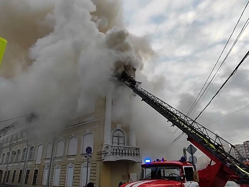У Росії загорівся військовий госпіталь, у якому перебували строковики