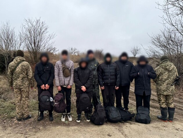 В ТЦК рассказали, на какой срок могут задерживать за неповиновение и можно ли отбирать телефон