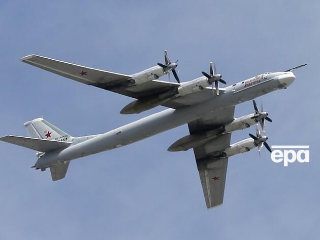 Утром РФ массово атаковала Украину ракетами. Есть сообщения о взрывах и работе ПВО