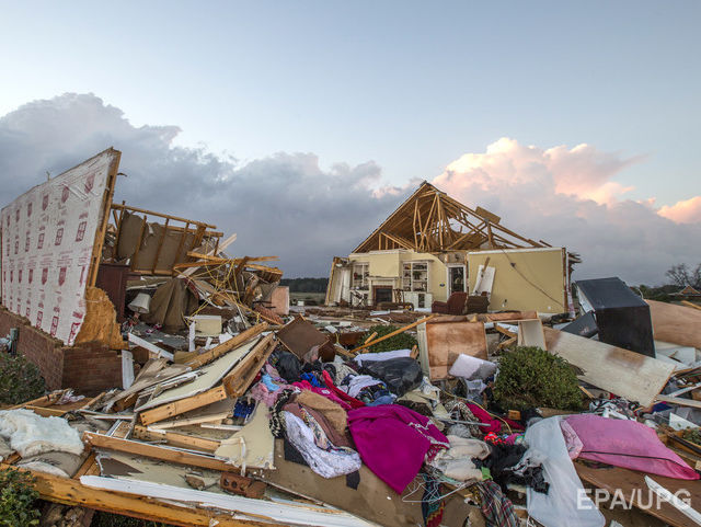 В американском штате Луизиана бушевали семь торнадо, 40 человек травмированы