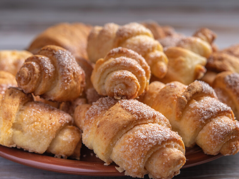 Легкі сирні круасани без цукру та яєць – рецепт для здорового харчування після свят