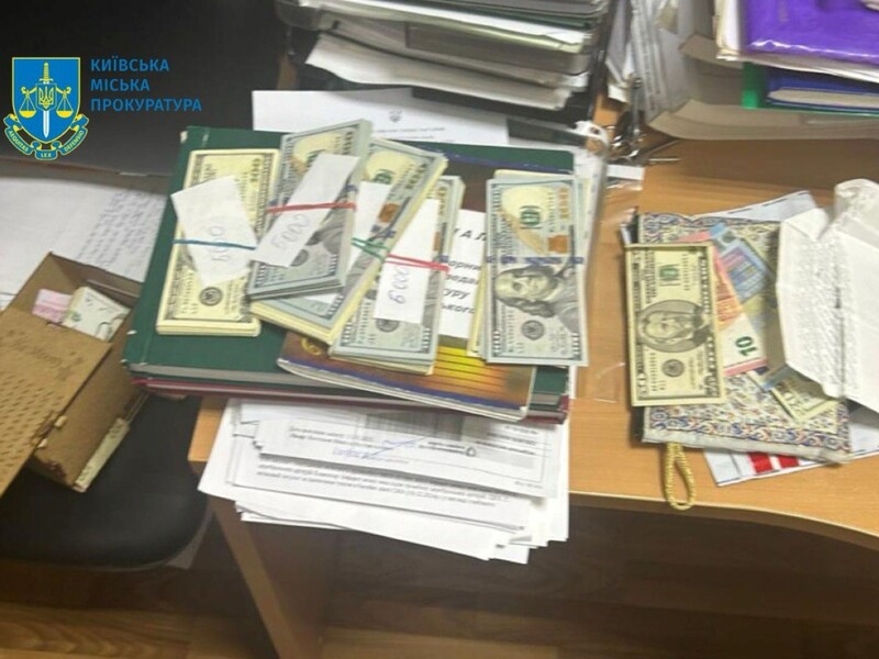 В Киеве у раненого военного требовали взятку за подтверждение инвалидности. Задержана чиновница