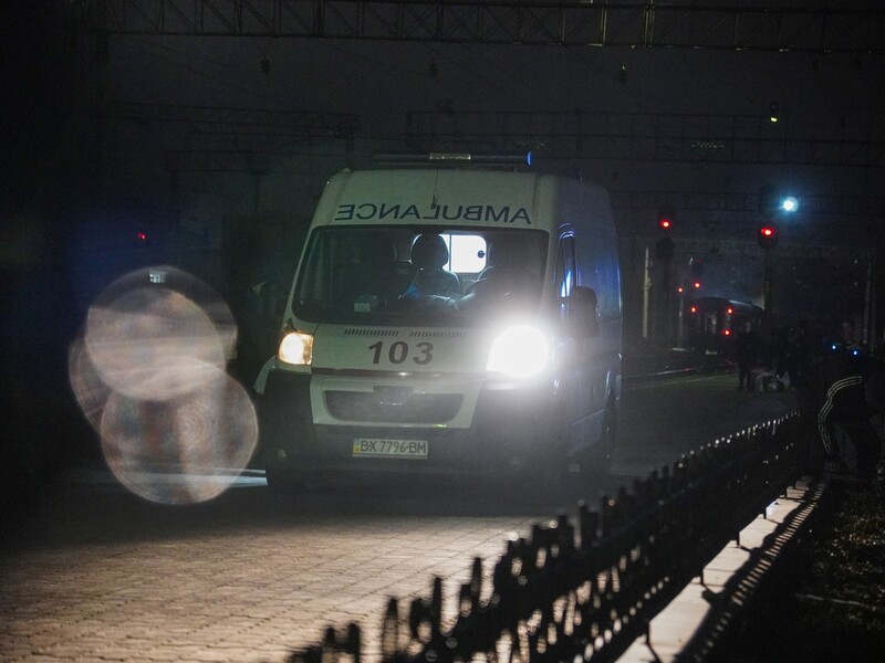 В Киеве в результате взрыва в радиостудии пострадала женщина, сообщила полиция. СМИ рассказали, как это произошло