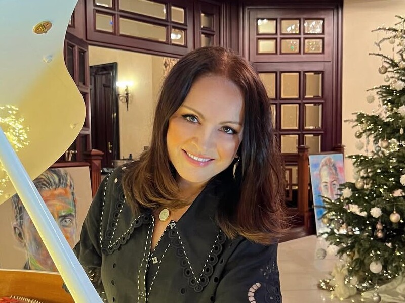 Ротару в день рождения мужа показала архивное фото