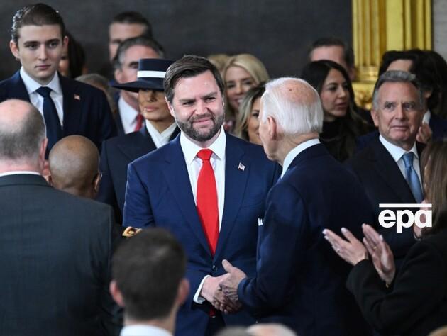 Джей Ді Венса привели до присяги віцепрезидента США