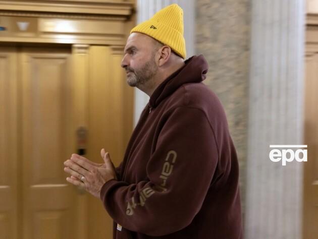 Сенатор Феттерман посетил инаугурацию Трампа в шортах и толстовке. Фото, видео