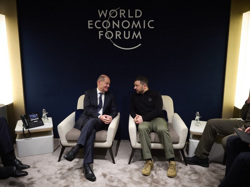 Зеленський говорив із Шольцом про досягнення миру. Канцлер нагадав: "Нічого про Україну без України"