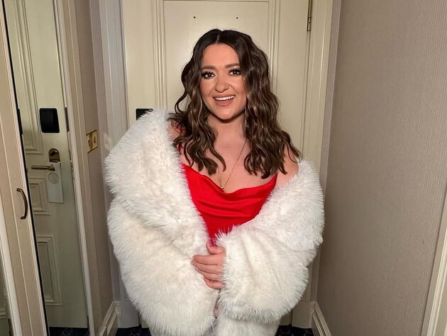 Могилевська в кумедному відео показала, як збирається на зустріч